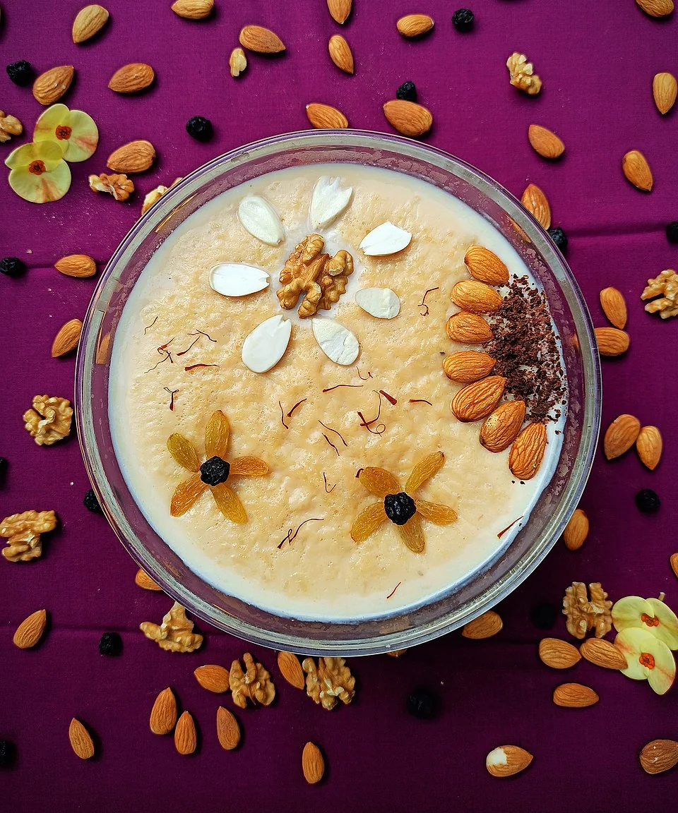 Kheer garnished generously with mixed dry fruits