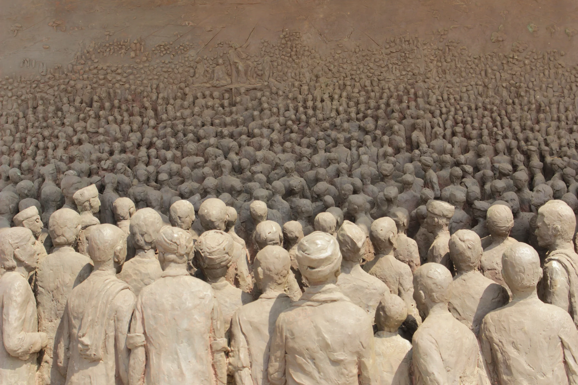 Memorial sculpture depicting marchers