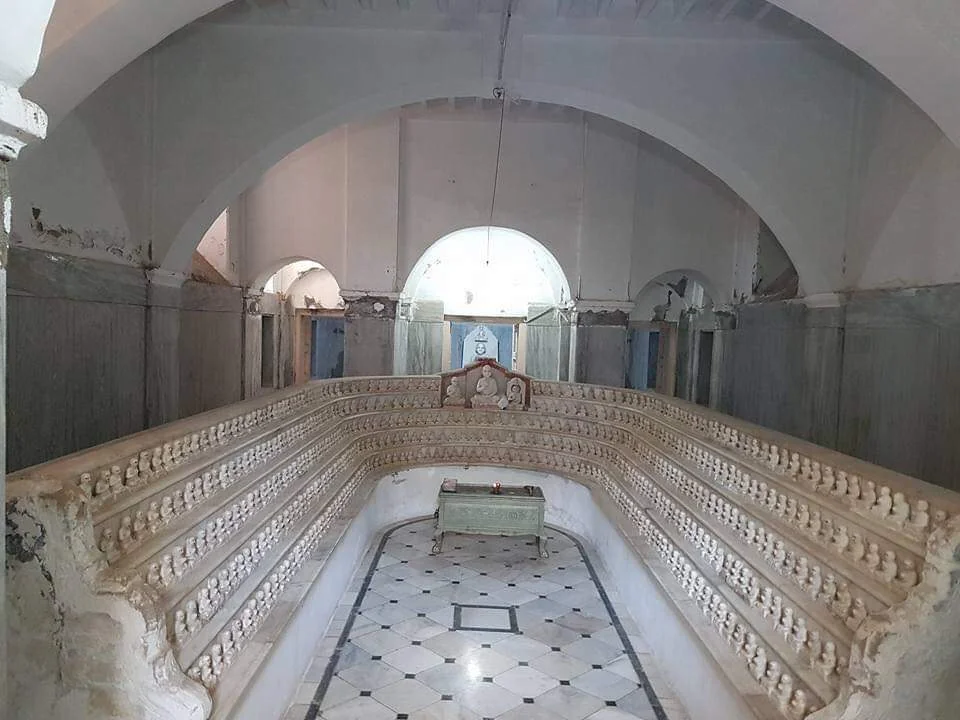 Sculptural representation of the Vallabhi Council