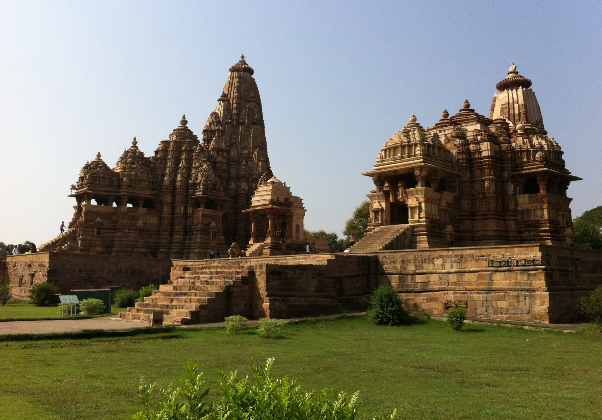 Panoramic view of Khajuraho temple with reflecting pool