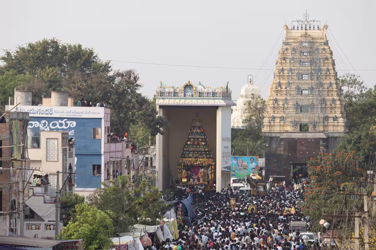 Amaravati - Buddhist Stupa and Hindu Pilgrimage Town