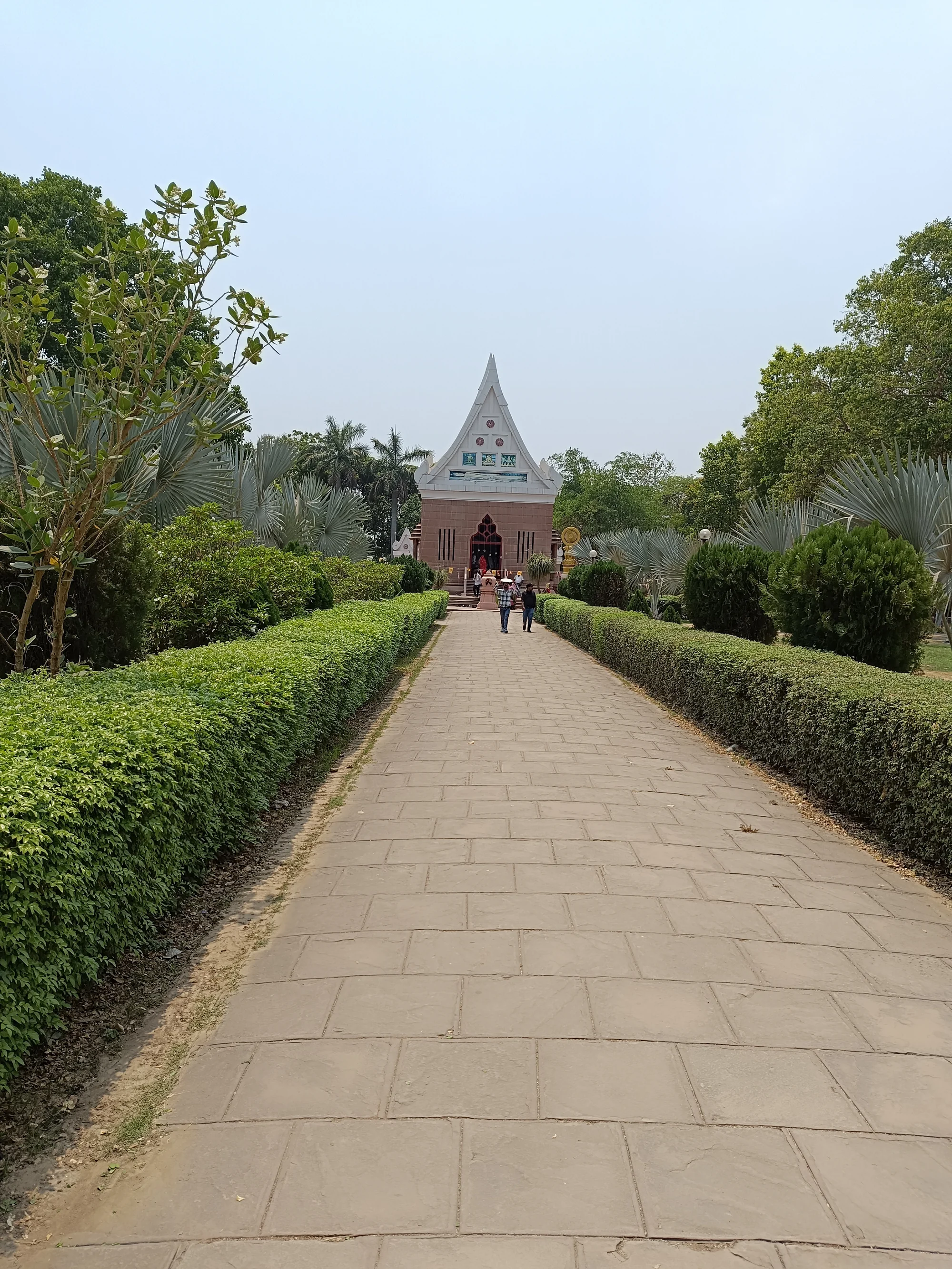 Garden area of Thai Buddha Vihara at Sarnath